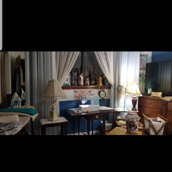 Meet your Posher, Charlene, posh ambassador - Picture 2 of 3